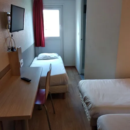 فندق Premiere Classe Metz Nord -